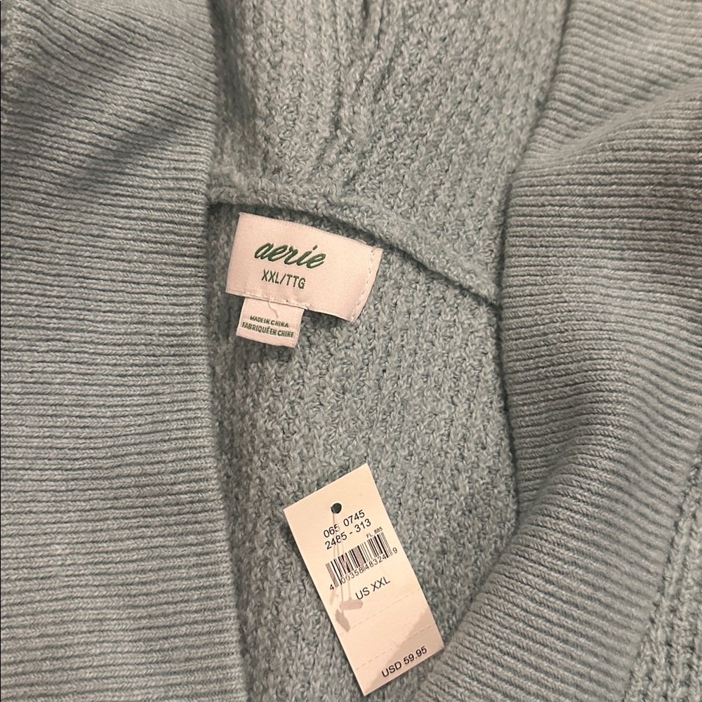 Sweater - Picture 5 of 6